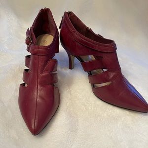Bella Vita Shoes, size 8.  Wine color.  Cutout sides with zip-up back.  Used.